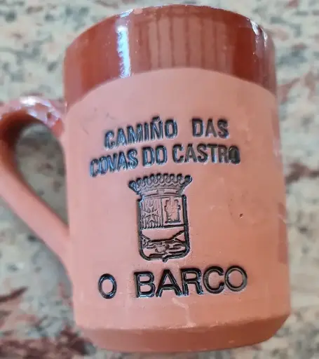 Pocillo de Barro Cañas con Asa
